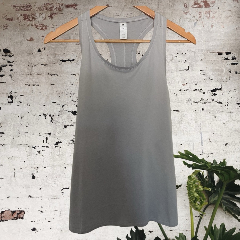 Yogalicious ice grey split tie back Tank Top XXL Gray NWT